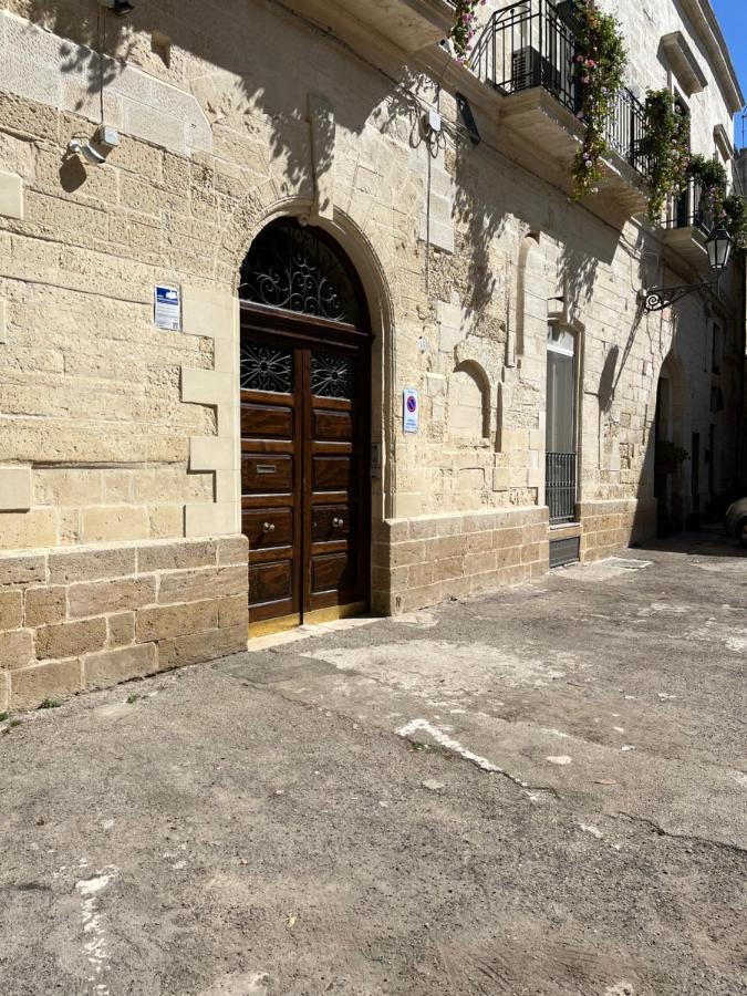 B&B Regina Maria Lecce Exterior foto