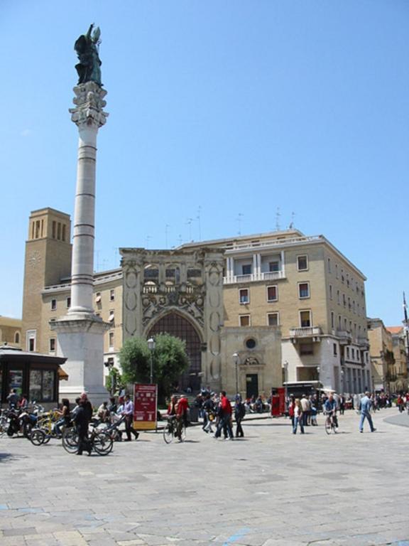 B&B Regina Maria Lecce Cameră foto